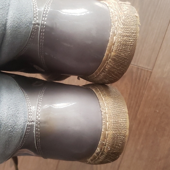 Brunello Cucinelli Patent Leather Hightop Sneakers. - Picture 13 of 15